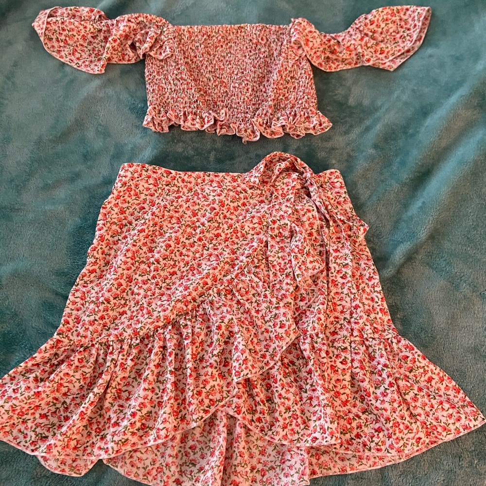 2 piece floral set